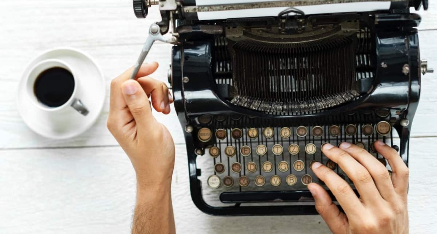 Il Brand Journalism, detto anche Giornalismo Aziendale, è utile per migliorare la comunicazione e scrivere articoli e news che interessano al pubblico e agli interlocutori. Il suo compito principale è supportare il Content Marketing e lo Storytelling aziendale, utilizzando tecniche di scrittura giornalista per perseguire obiettivi di Marketing.